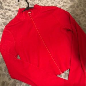 RED LONG SLEEVE CROP TOP